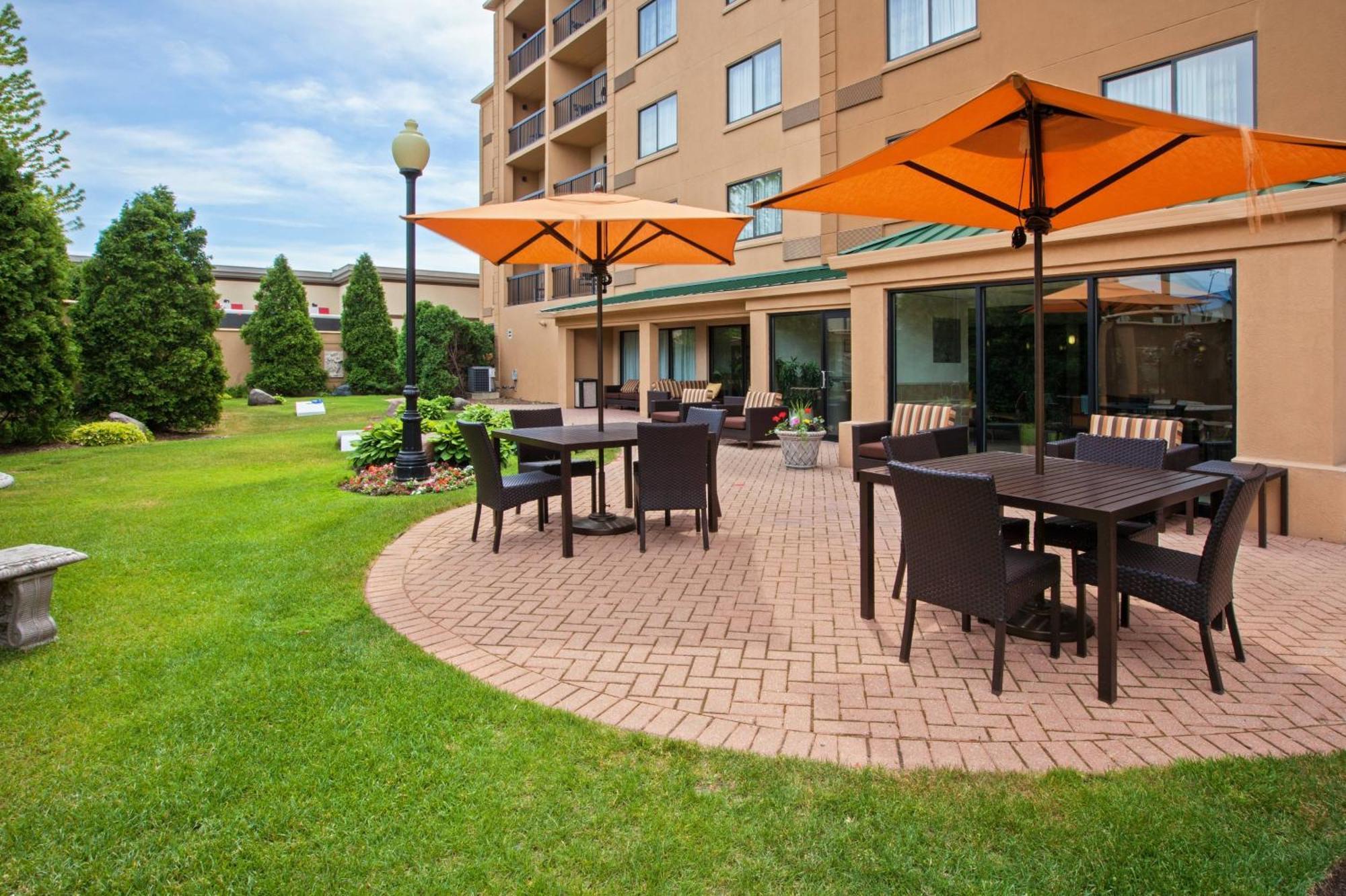 Hotel Courtyard Chicago Midway Airport Bedford Park Exterior foto